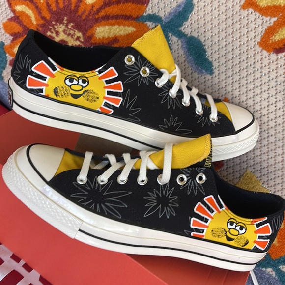 Converse Shoes - Converse 172825C
CHUCK TAYLOR 70 OX
BLACK/AMARILLO/BOLD MANDARIN
WMNS sneakers